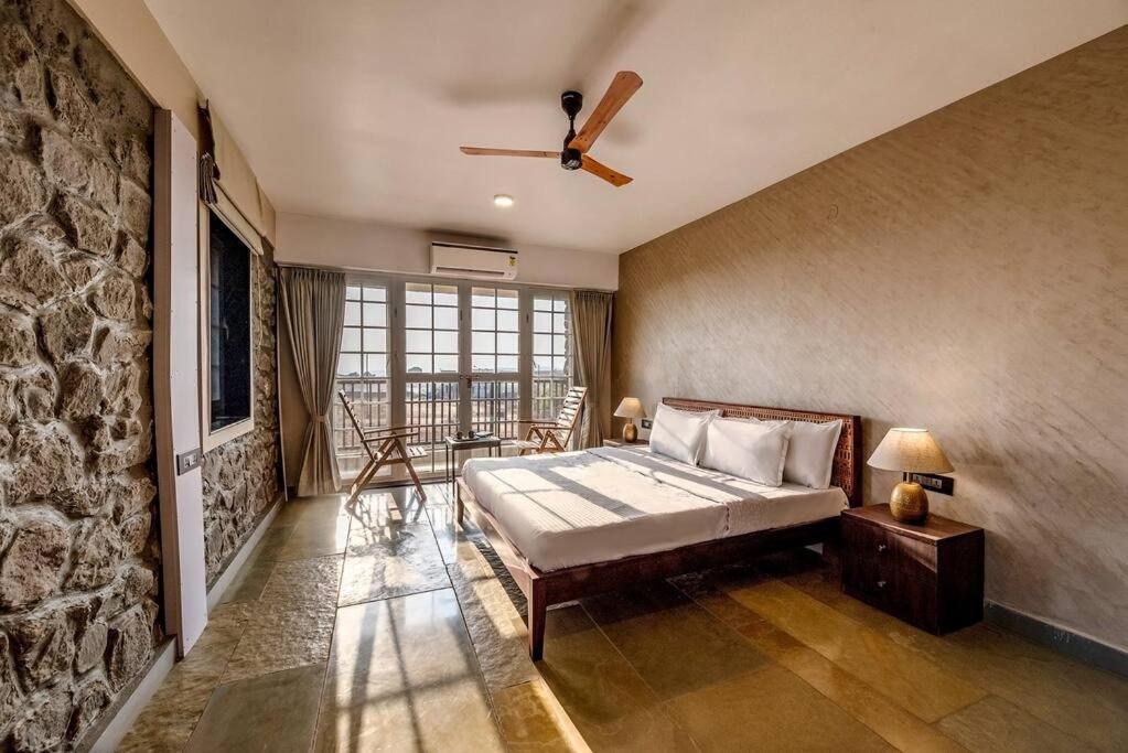 Stone Mansion By Phoenix Stays Igatpuri Exterior foto